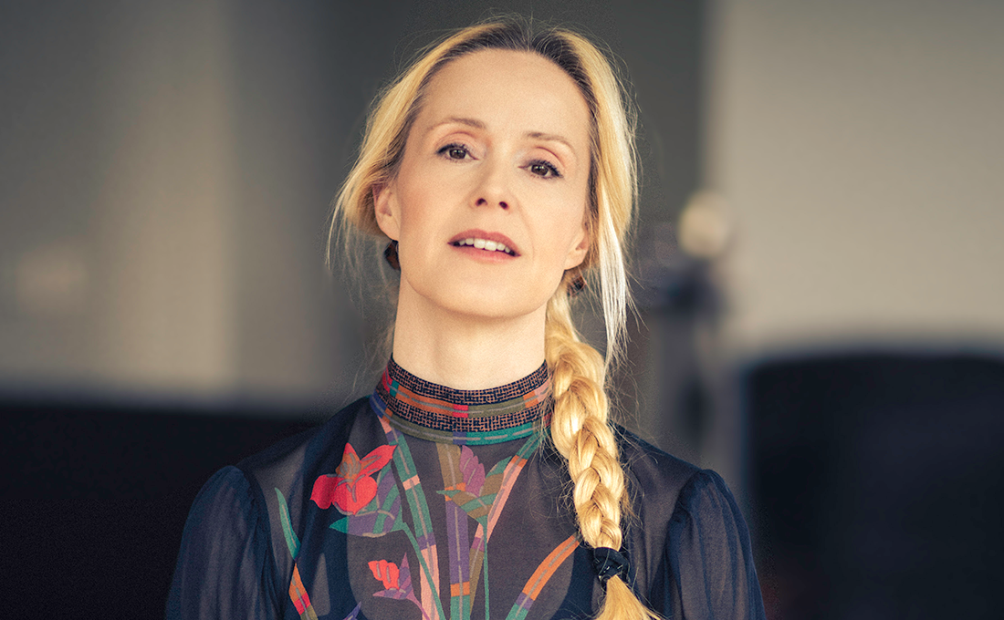 Tina Dickow med band