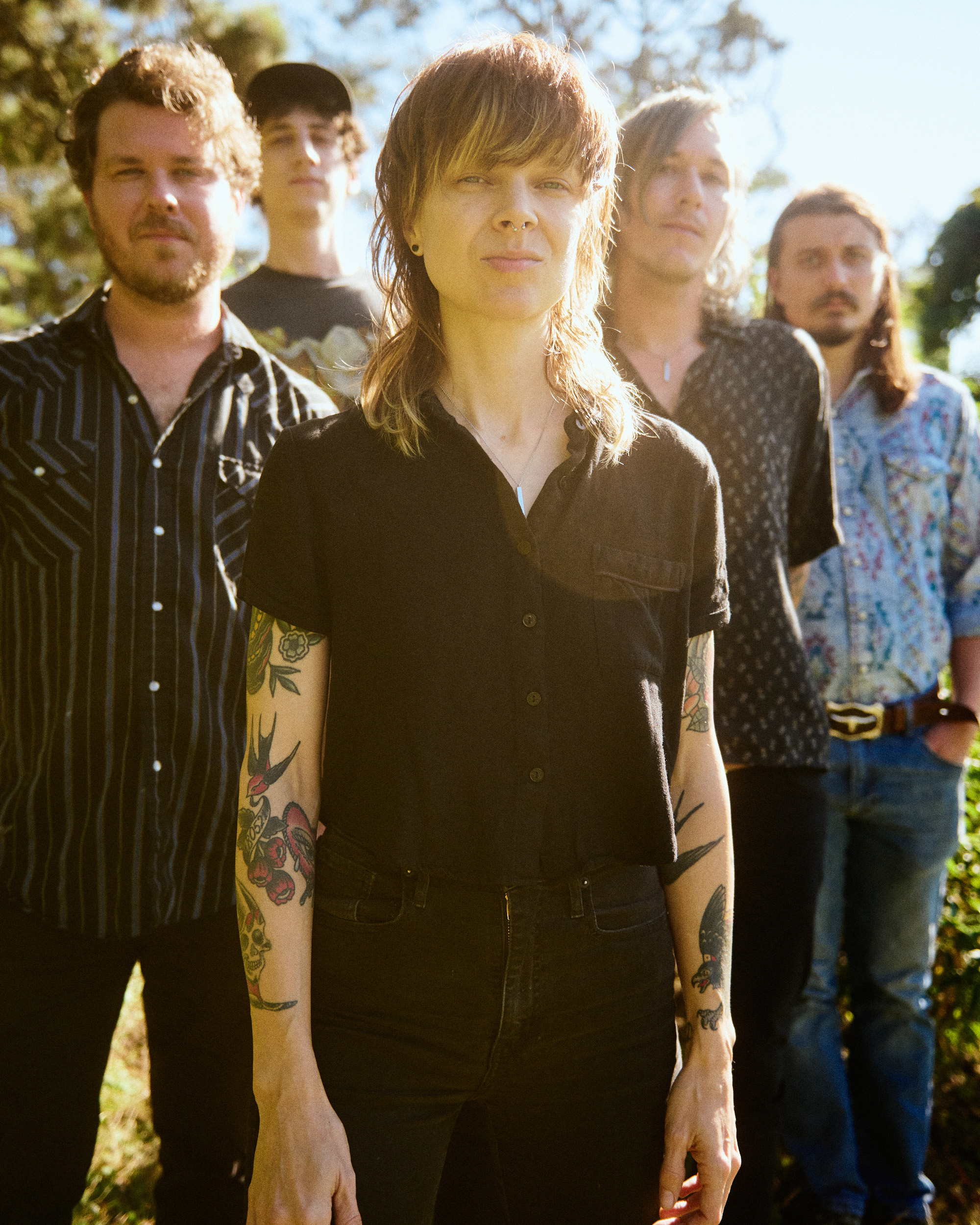 Sarah Shook & The Disarmers (US)